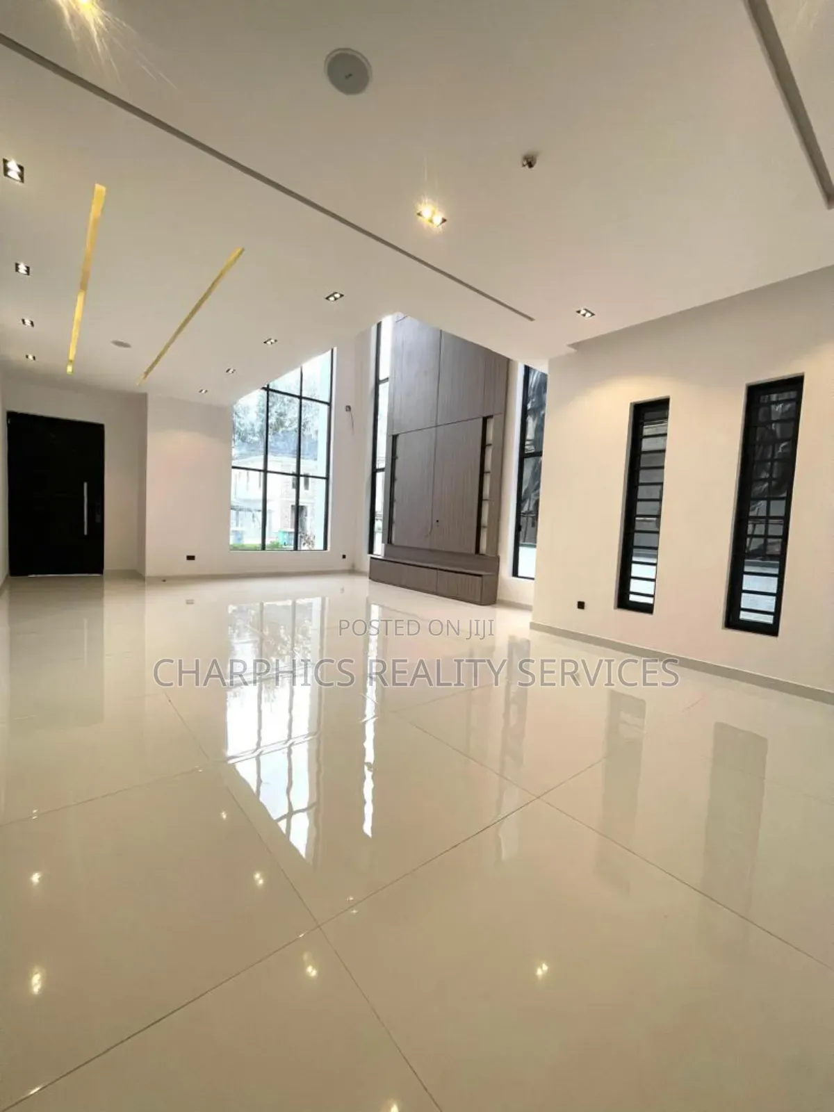 5bdrm Duplex in Lekki for sale in Lekki