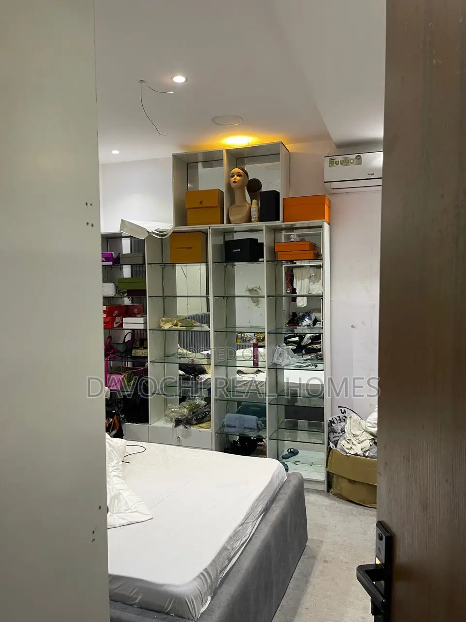 4bdrm Duplex in Lekki County, Ikota for rent in Ikota