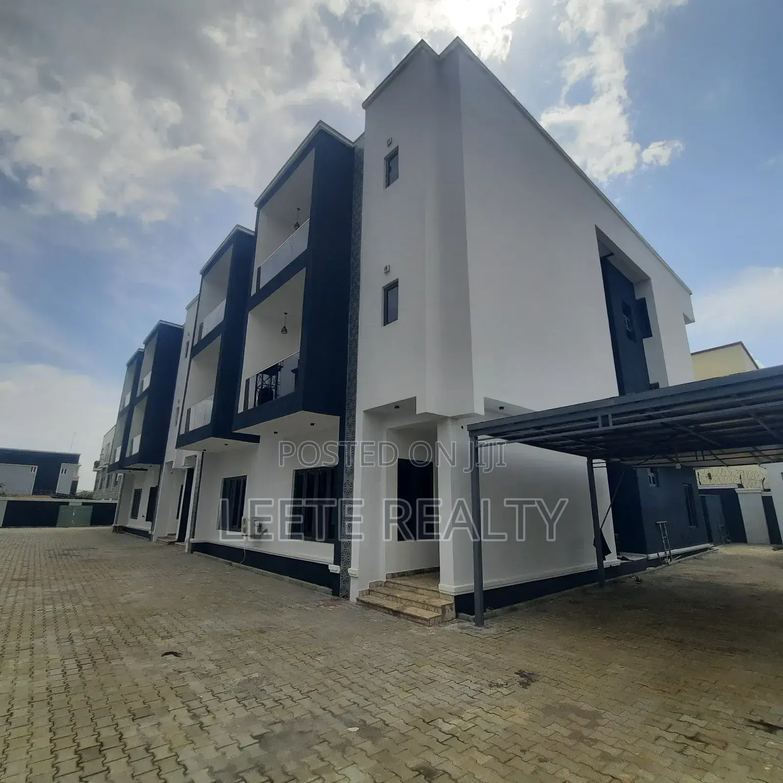 4bdrm Townhouse/Terrace in Jahi for sale in Jahi