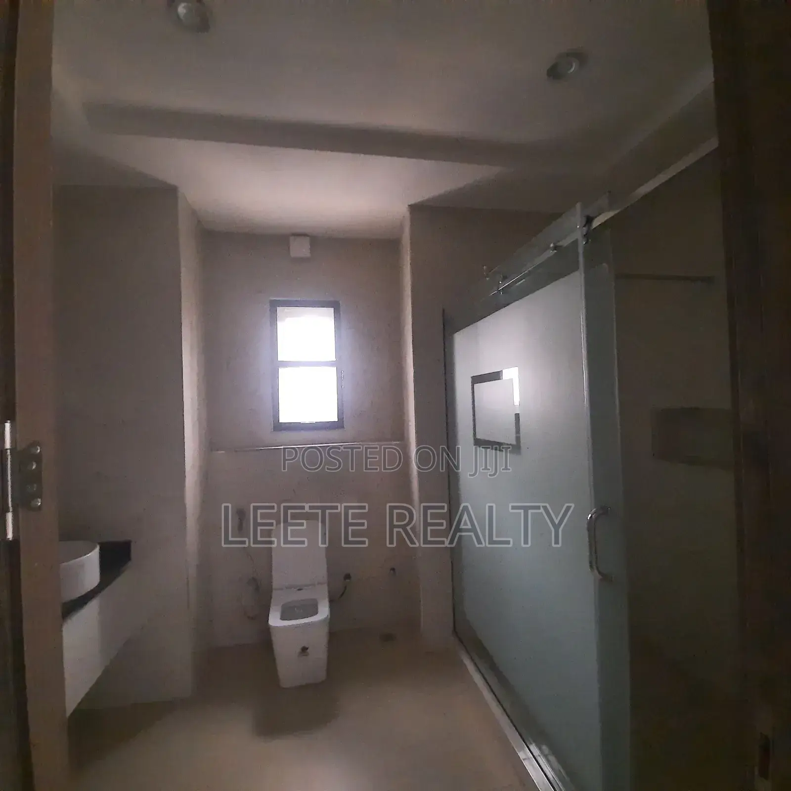 4bdrm Townhouse/Terrace in Jahi for sale in Jahi