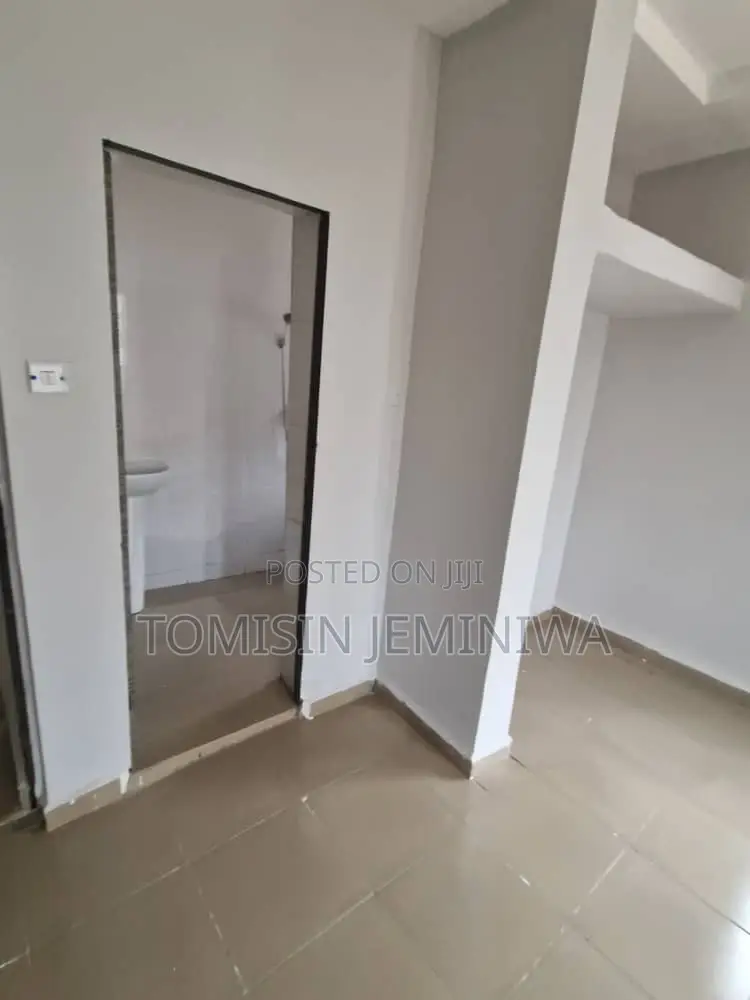 Furnished 2bdrm Block of Flats in Pacific Estate, Kubwa for rent in Kubwa