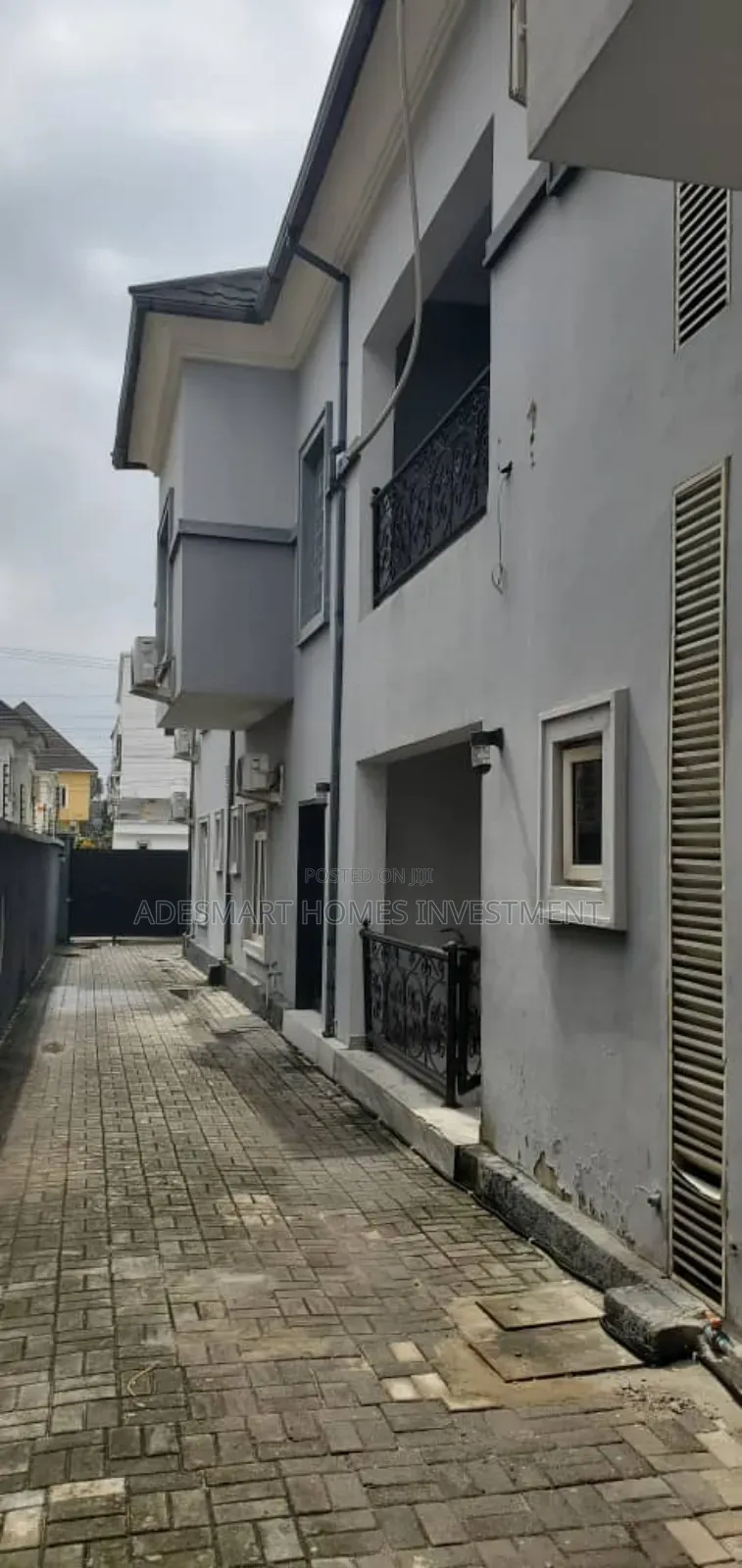 2bdrm Block of Flats in Osapa London, Lekki Phase 1 for rent in Lekki Phase 1