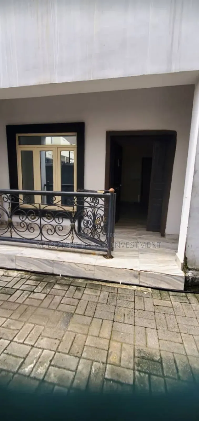2bdrm Block of Flats in Osapa London, Lekki Phase 1 for rent in Lekki Phase 1
