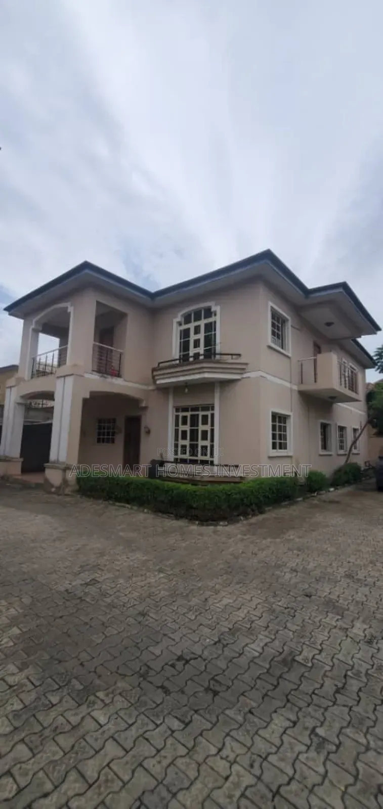 4bdrm Duplex in Lekki Phase 1 for rent in Lekki Phase 1