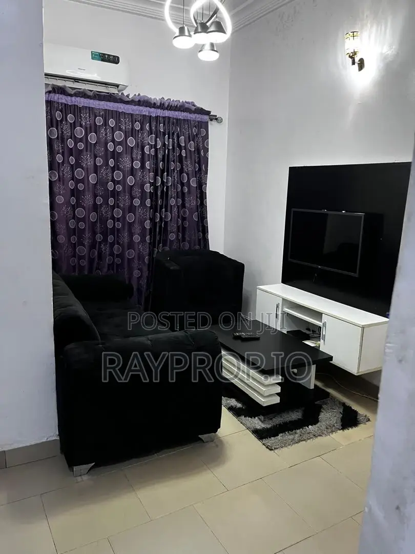 545385vb - 1 Bedroom Shortlet in Ajah in Lekki Gardens Estate