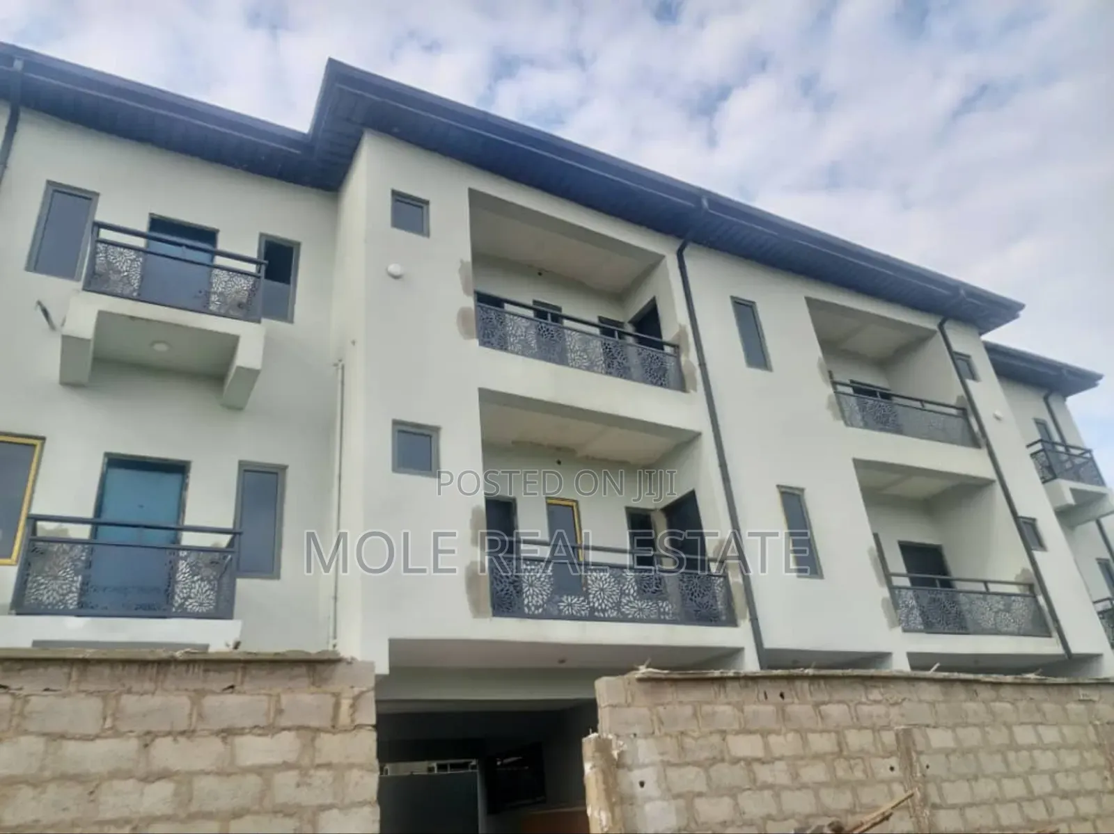 Furnished 2bdrm Block of Flats for sale in Igando / Ikotun/Igando