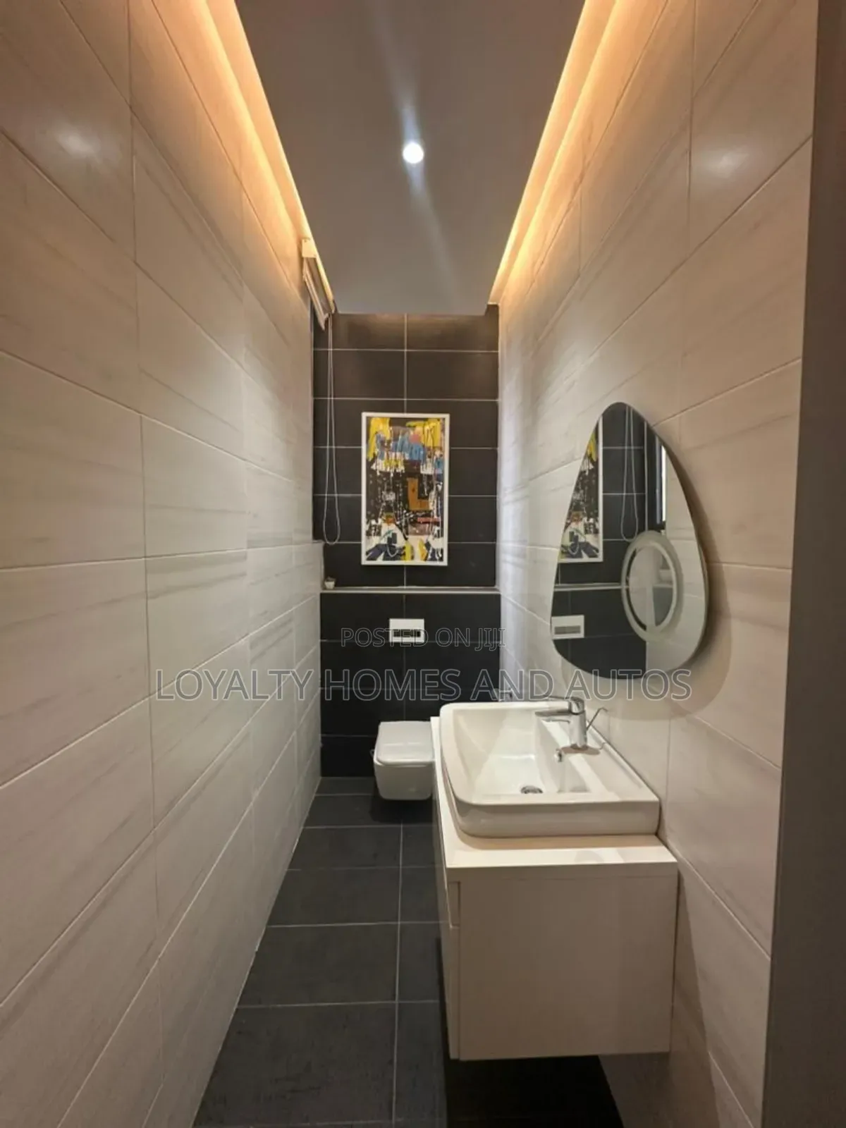 5bdrm Duplex in Omole Phase 1 Ikeja for sale in Ikeja
