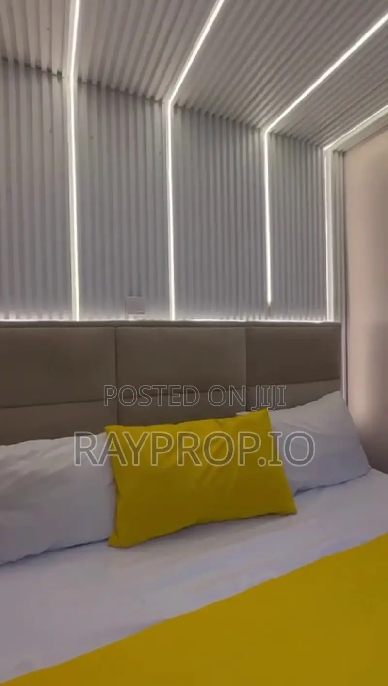 834873ny - 1 Bedroom Shortlet in Lekki in Lekki Phase 1