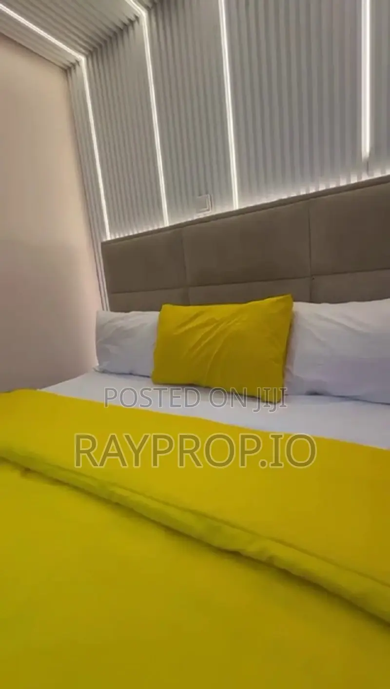834873ny - 1 Bedroom Shortlet in Lekki in Lekki Phase 1
