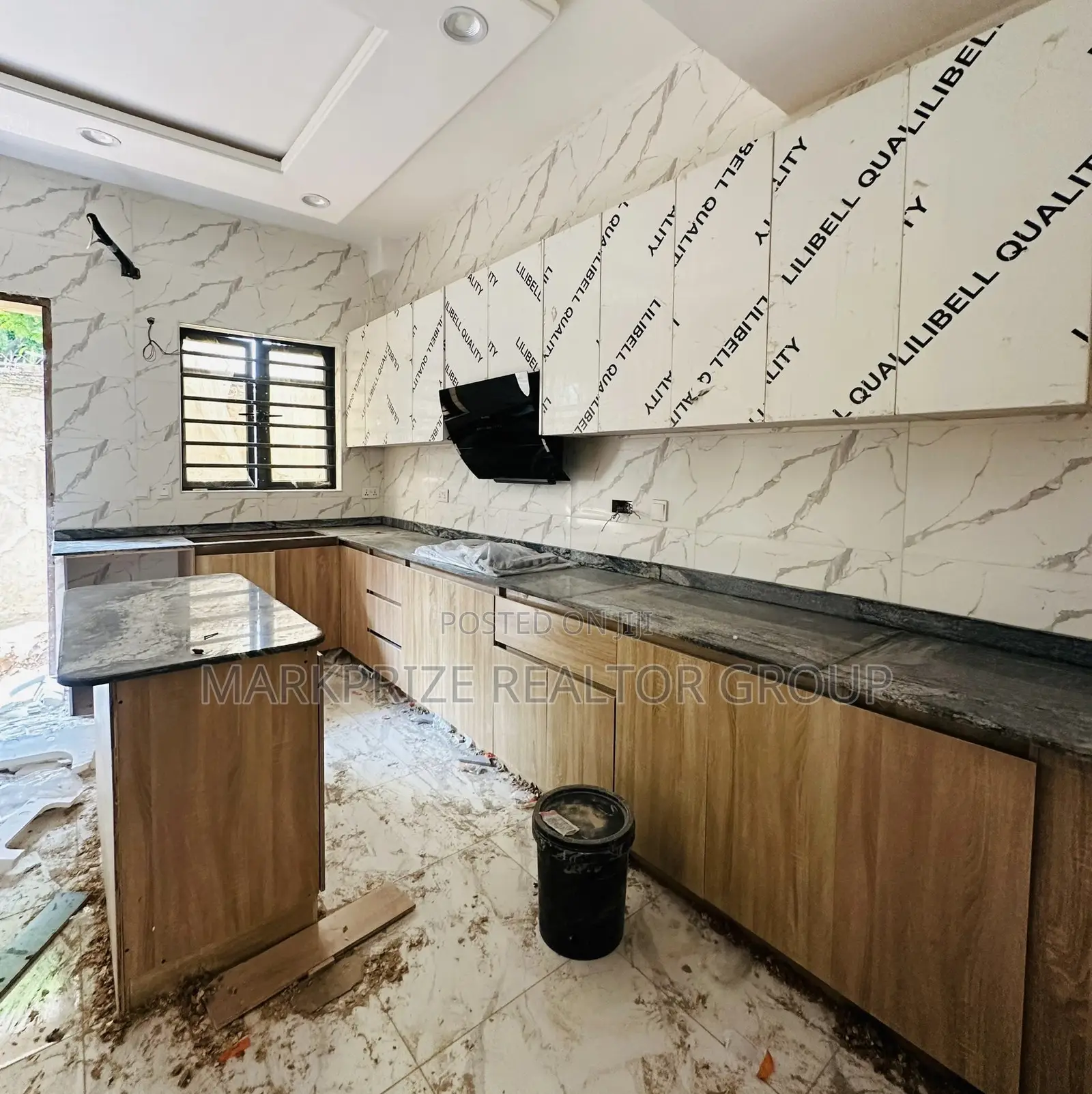 4bdrm Duplex in Maryland Lagos for sale in Maryland
