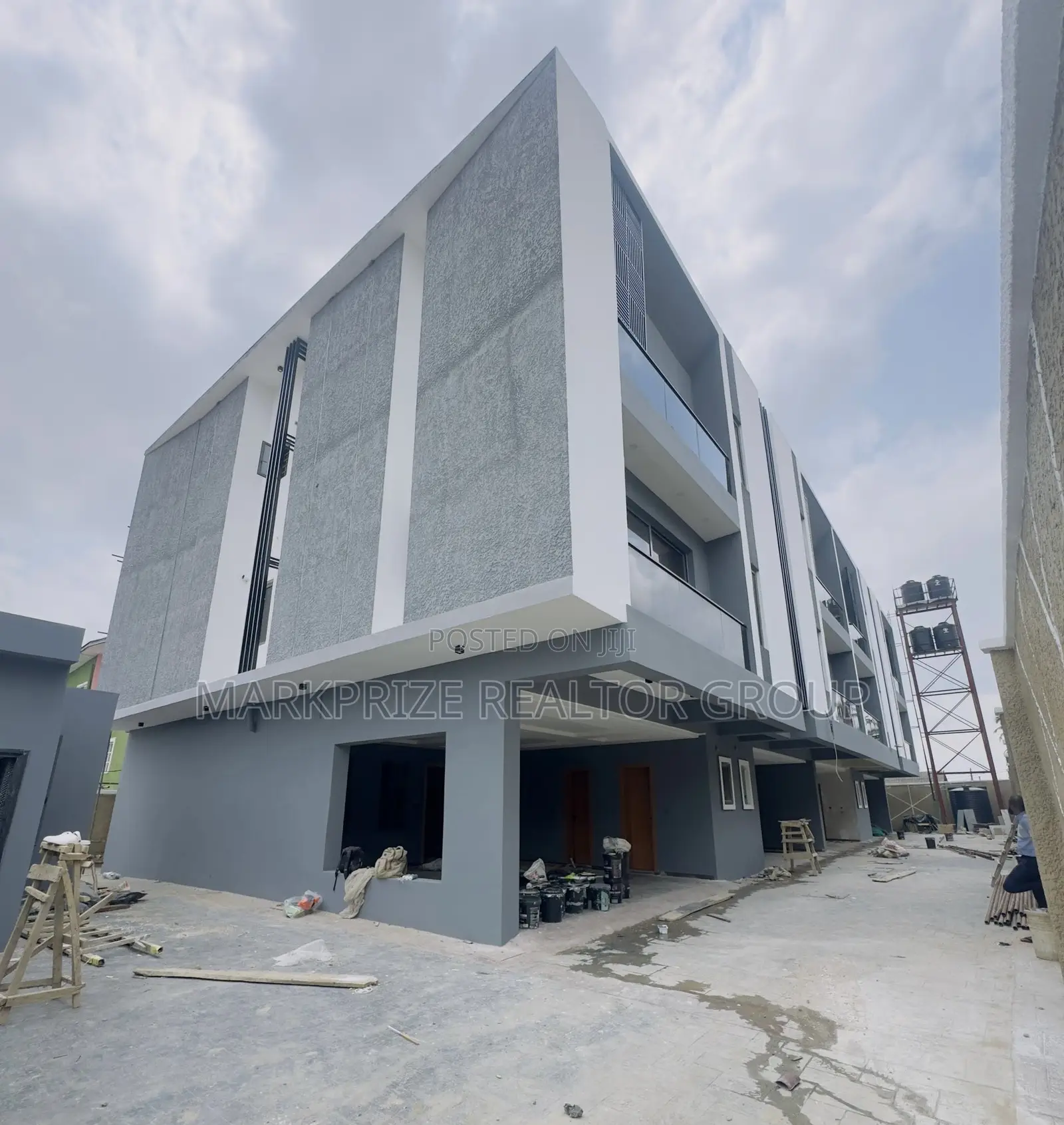 5bdrm Duplex in Opebi Ikeja Lagos for sale in Opebi