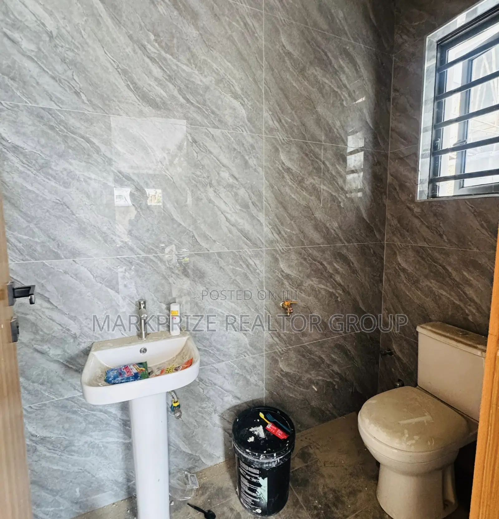 5bdrm Duplex in Opebi Ikeja Lagos for sale in Opebi
