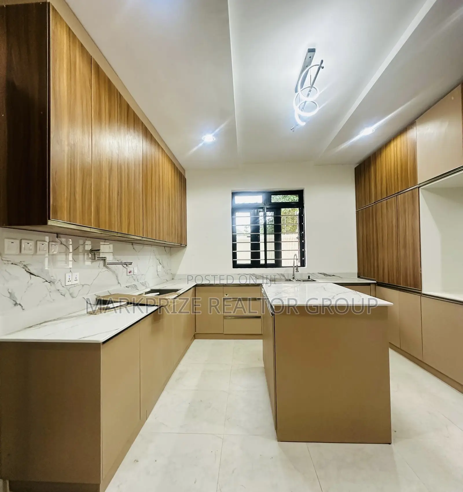 4bdrm Duplex in Opic Isheri Lagos for sale in Isheri North