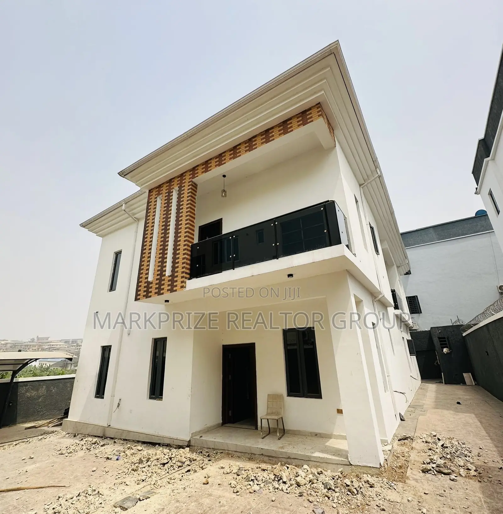 5bdrm Duplex in Magodo Phase 2 Lagos for sale in Magodo