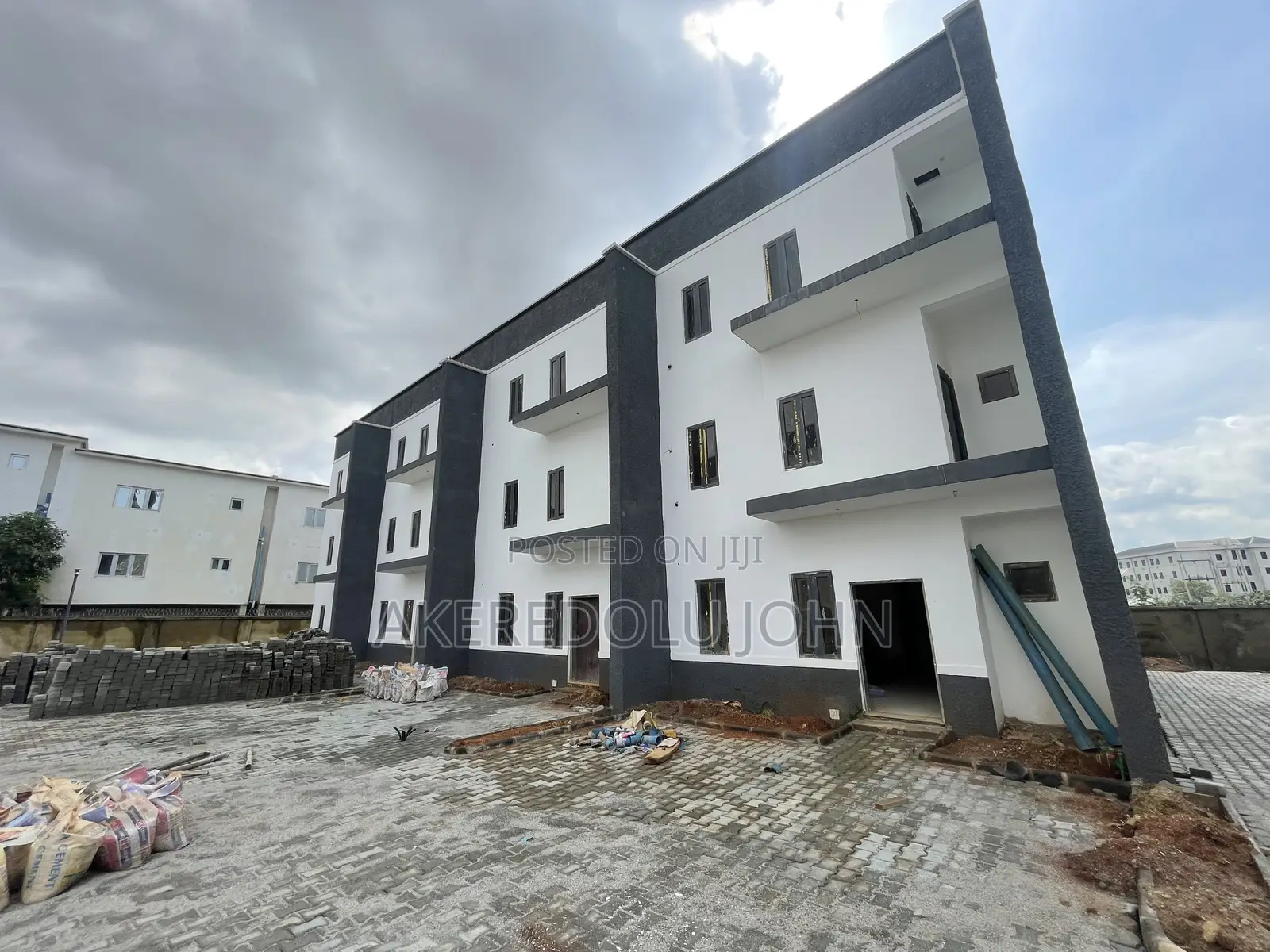 4bdrm Townhouse/Terrace in Jahi for sale in Jahi
