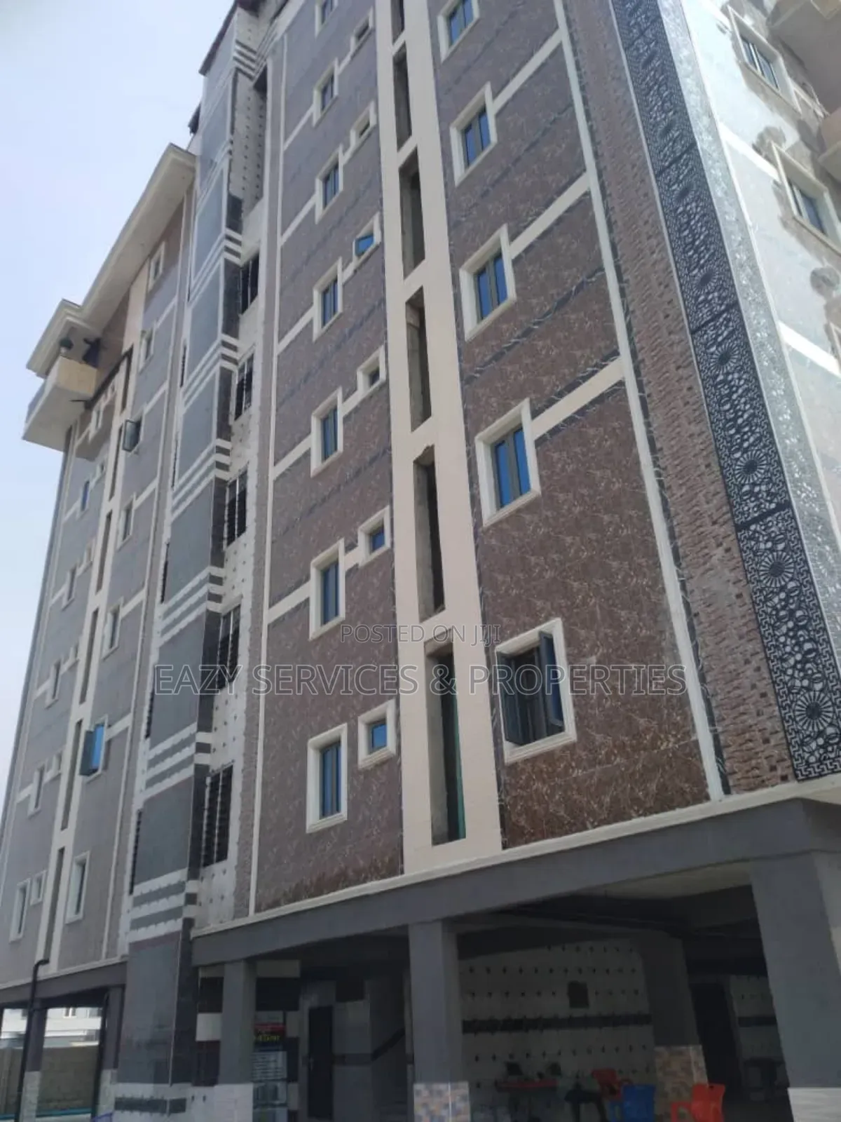 3bdrm Apartment in Gated And Secured, Lekki for sale in Lekki