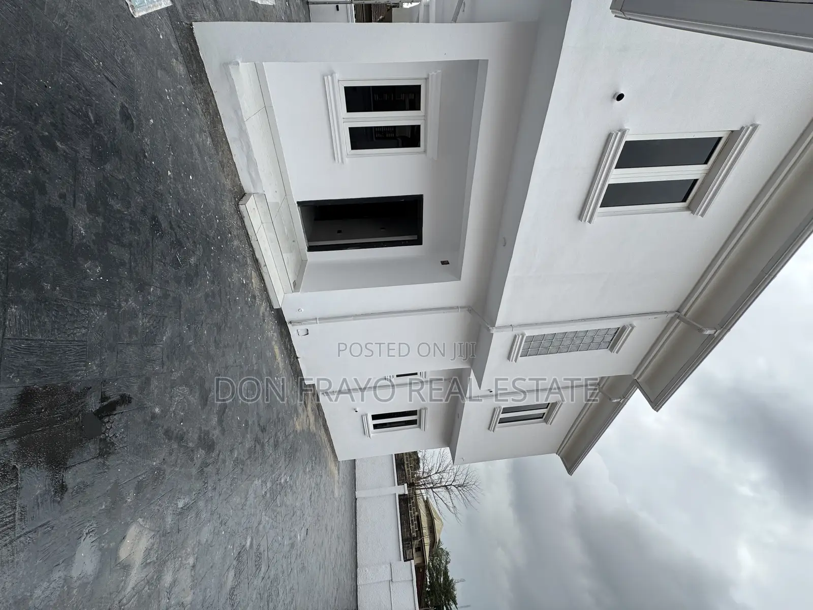 4bdrm Duplex in Sonbeam Sch Area, Bodija for sale in Bodija