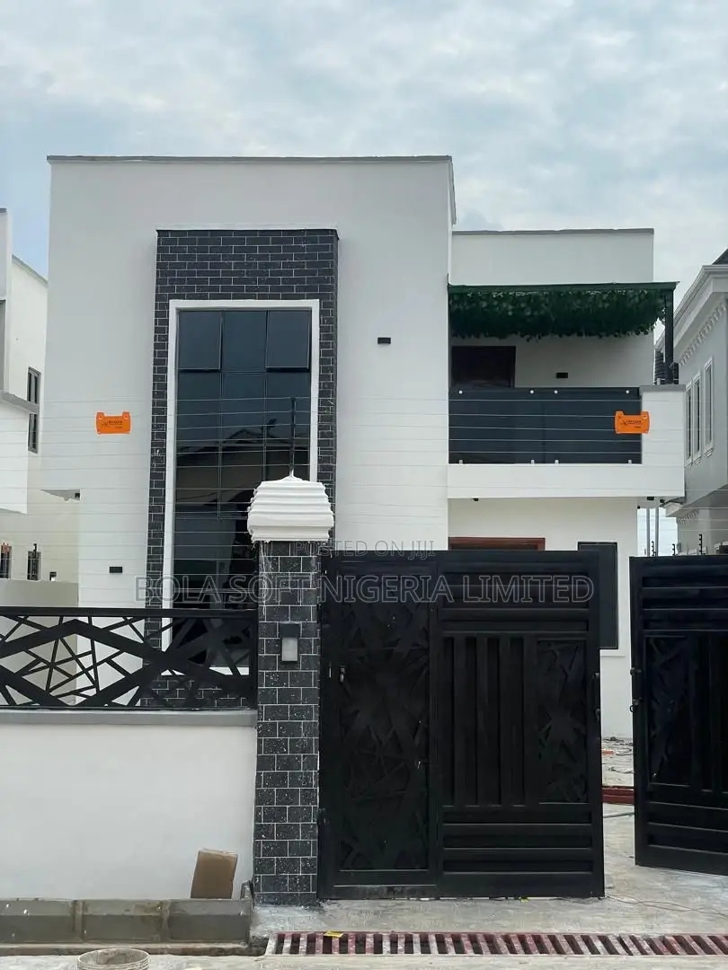 4bdrm Duplex in Emmanuel Estate,, Idishin for sale in Idishin