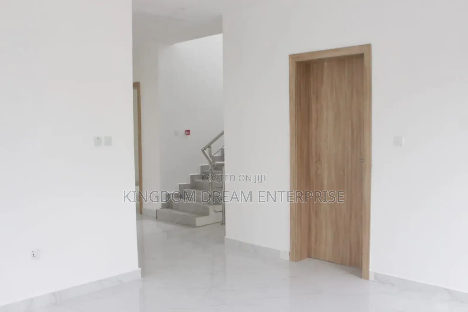 2bdrm Block of Flats in Chevron Lekki for rent in Lekki Expressway