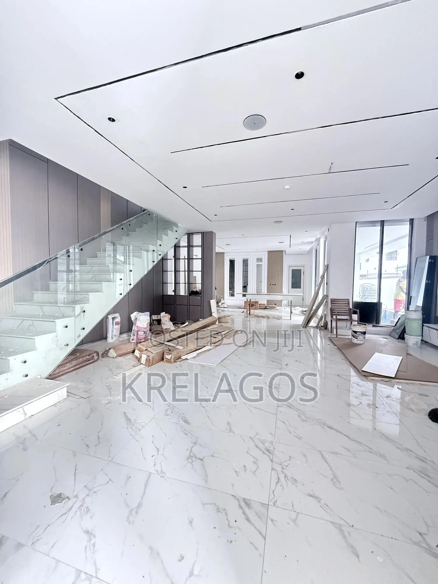 5bdrm Duplex in Lekki Phase 1 for sale in Lekki Phase 1