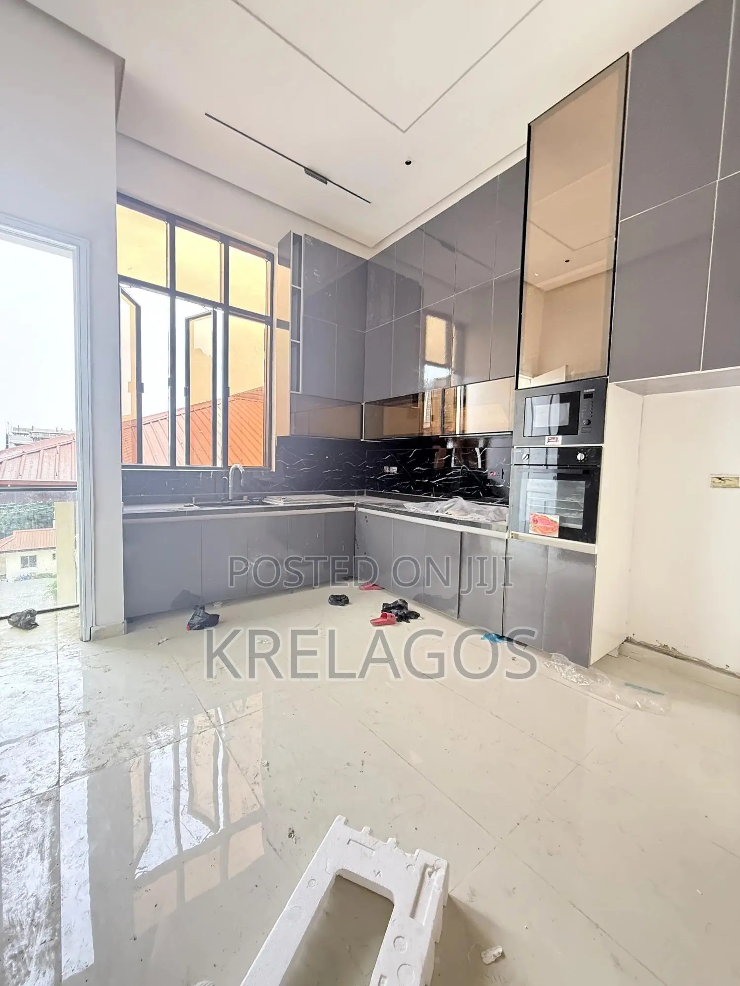 3bdrm Apartment in Lekki Phase 1 for sale in Lekki Phase 1