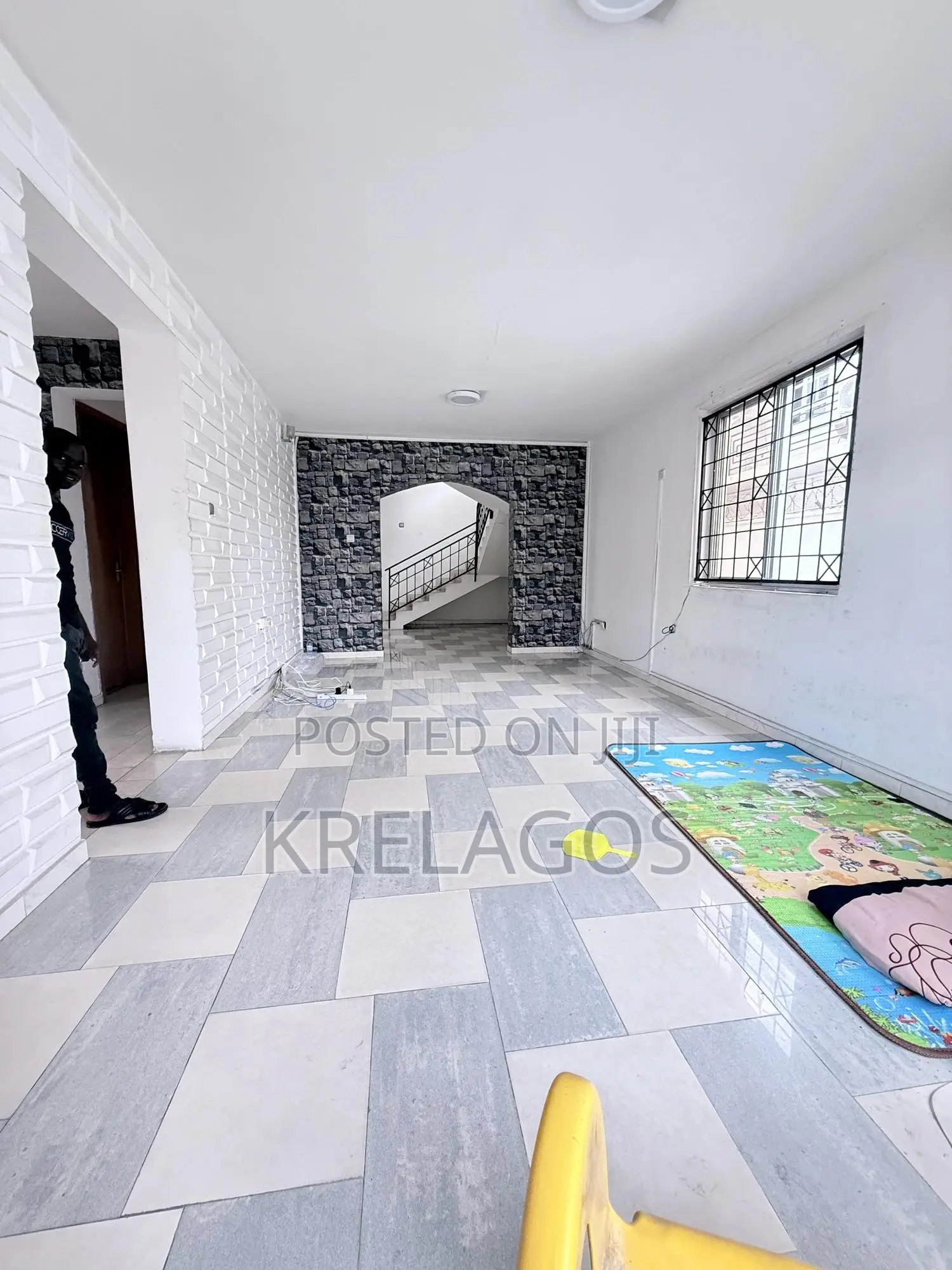 4bdrm Duplex in Lekki Phase 1 for rent in Lekki Phase 1