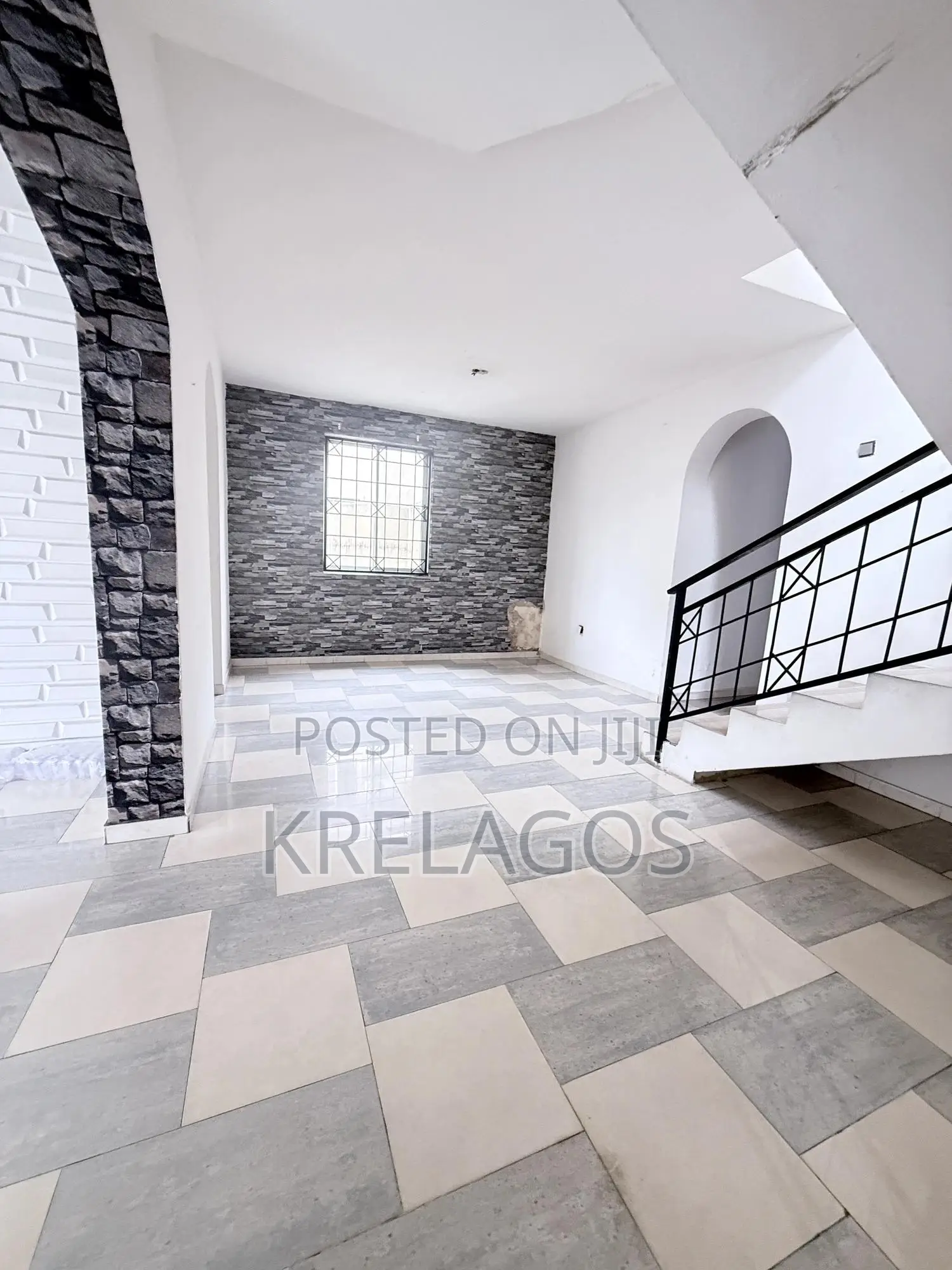 4bdrm Duplex in Lekki Phase 1 for rent in Lekki Phase 1