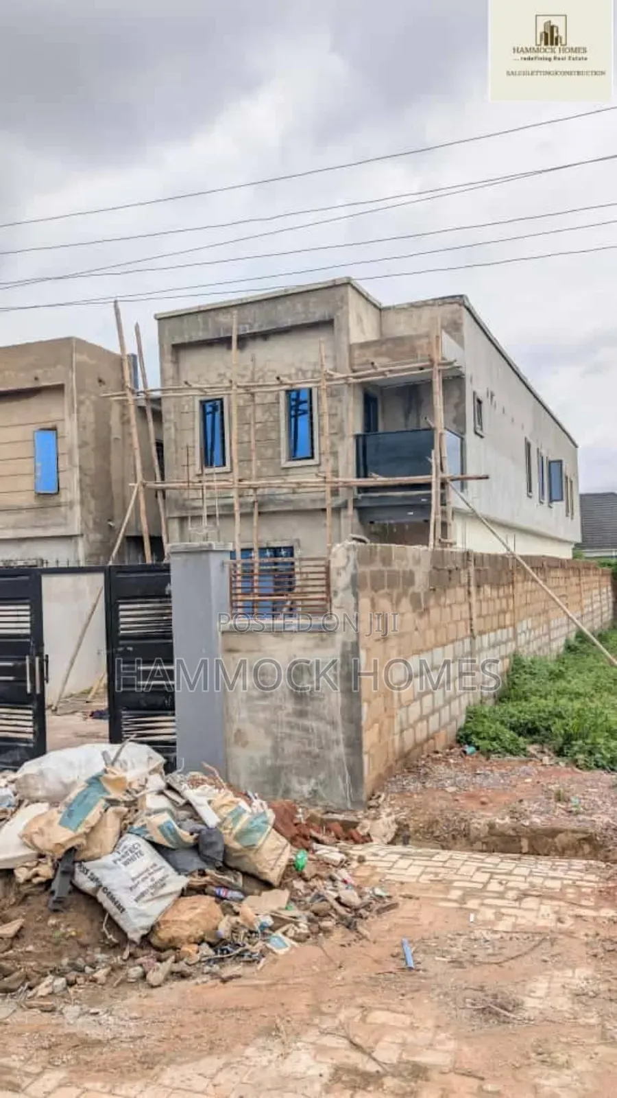 4bdrm Duplex in Okebadan Estate, for sale in Akobo