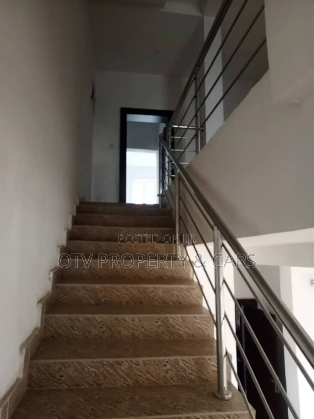 Furnished 4bdrm Townhouse / Terrace in Guzape District for rent in Guzape District