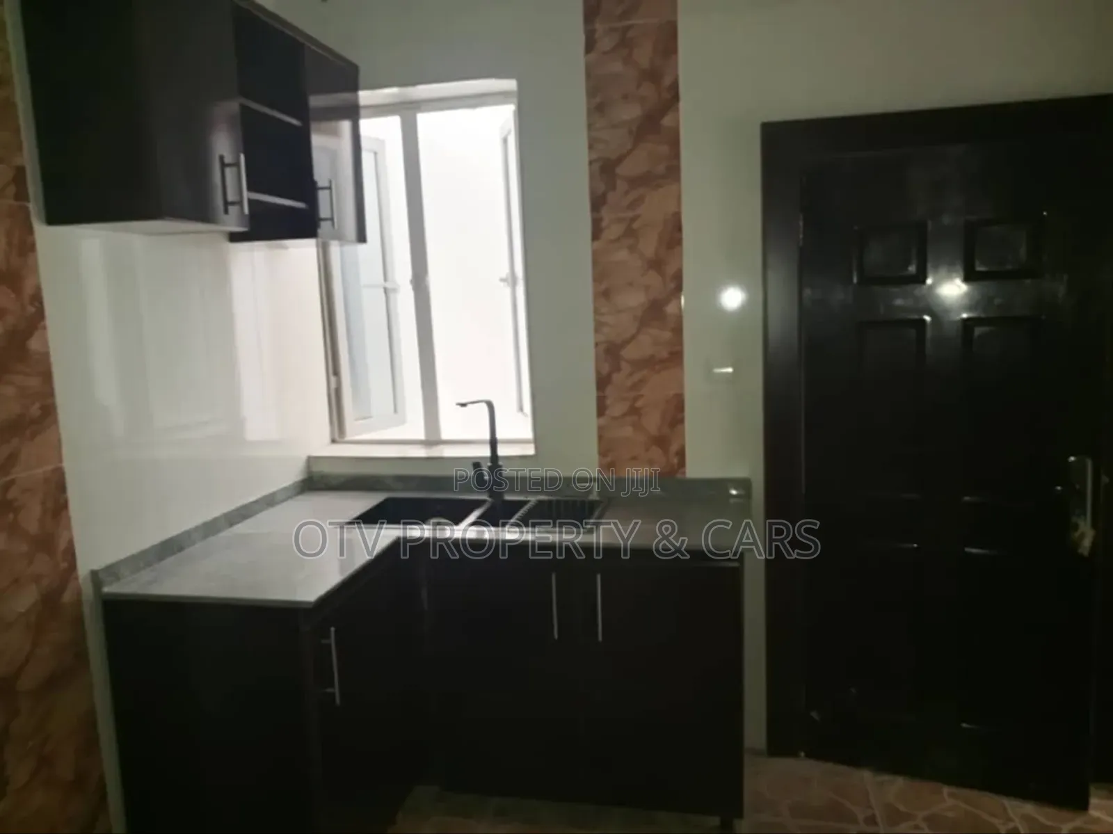 Furnished 4bdrm Townhouse / Terrace in Guzape District for rent in Guzape District