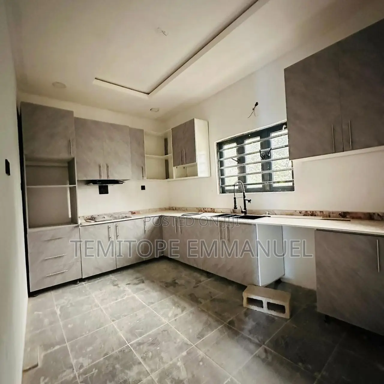 Furnished 4bdrm House in Omole Phase One for sale in Omole Phase 1