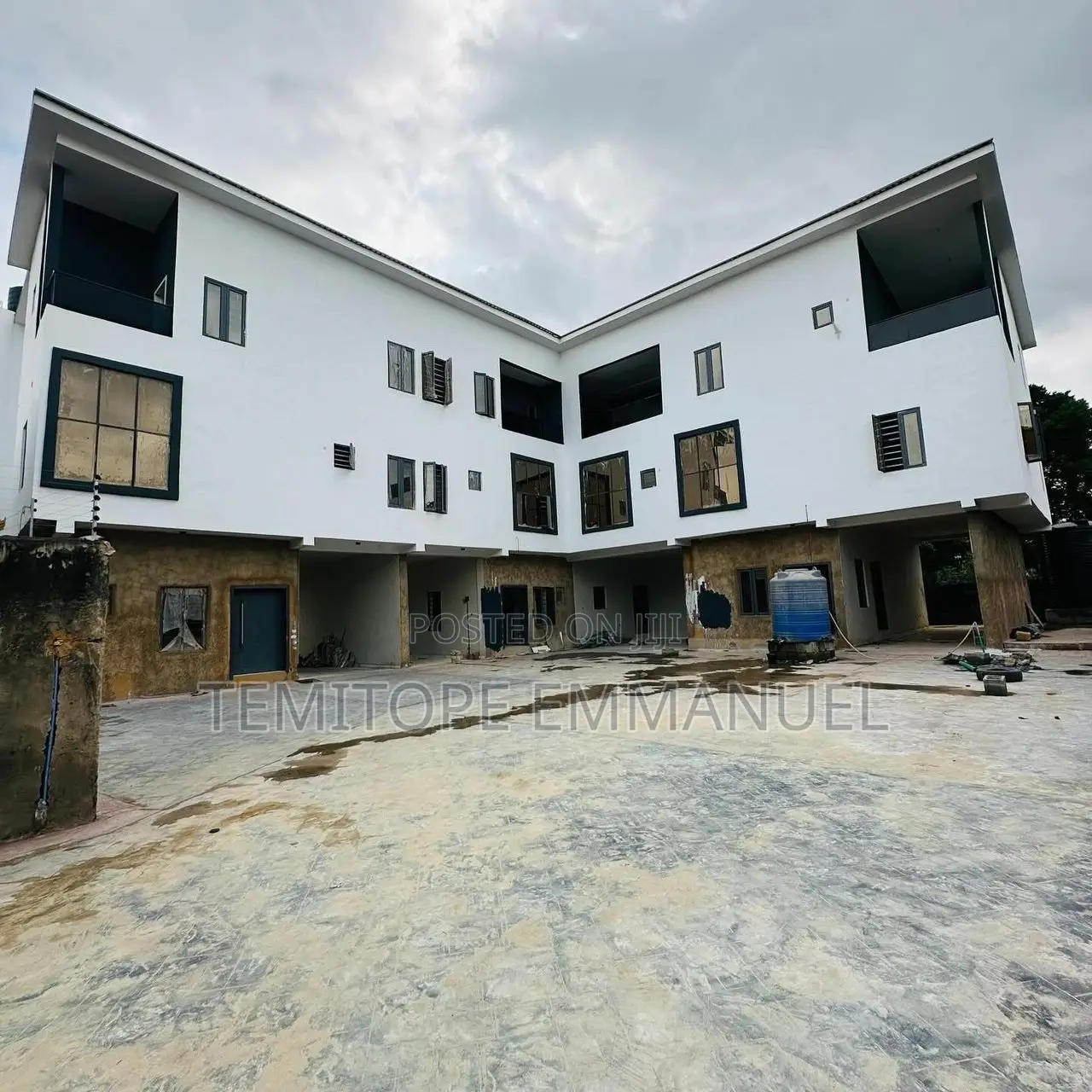 Furnished 4bdrm House in Omole Phase One for sale in Omole Phase 1