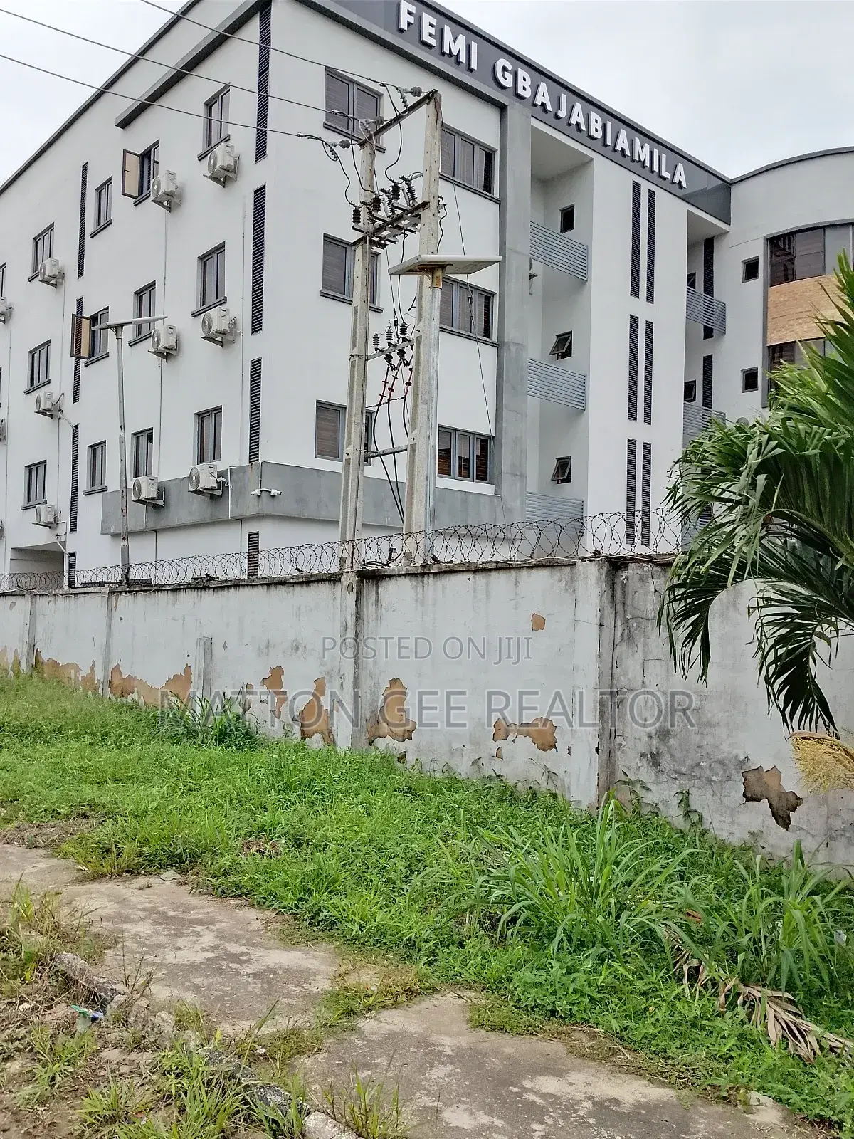 Land for Sales in Western Avenue