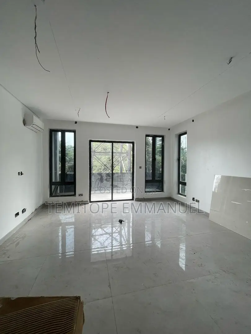 Furnished 6bdrm Duplex in Old Ikoyi for sale in Old Ikoyi