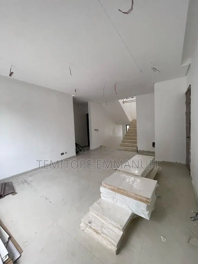Furnished 6bdrm Duplex in Old Ikoyi for sale in Old Ikoyi
