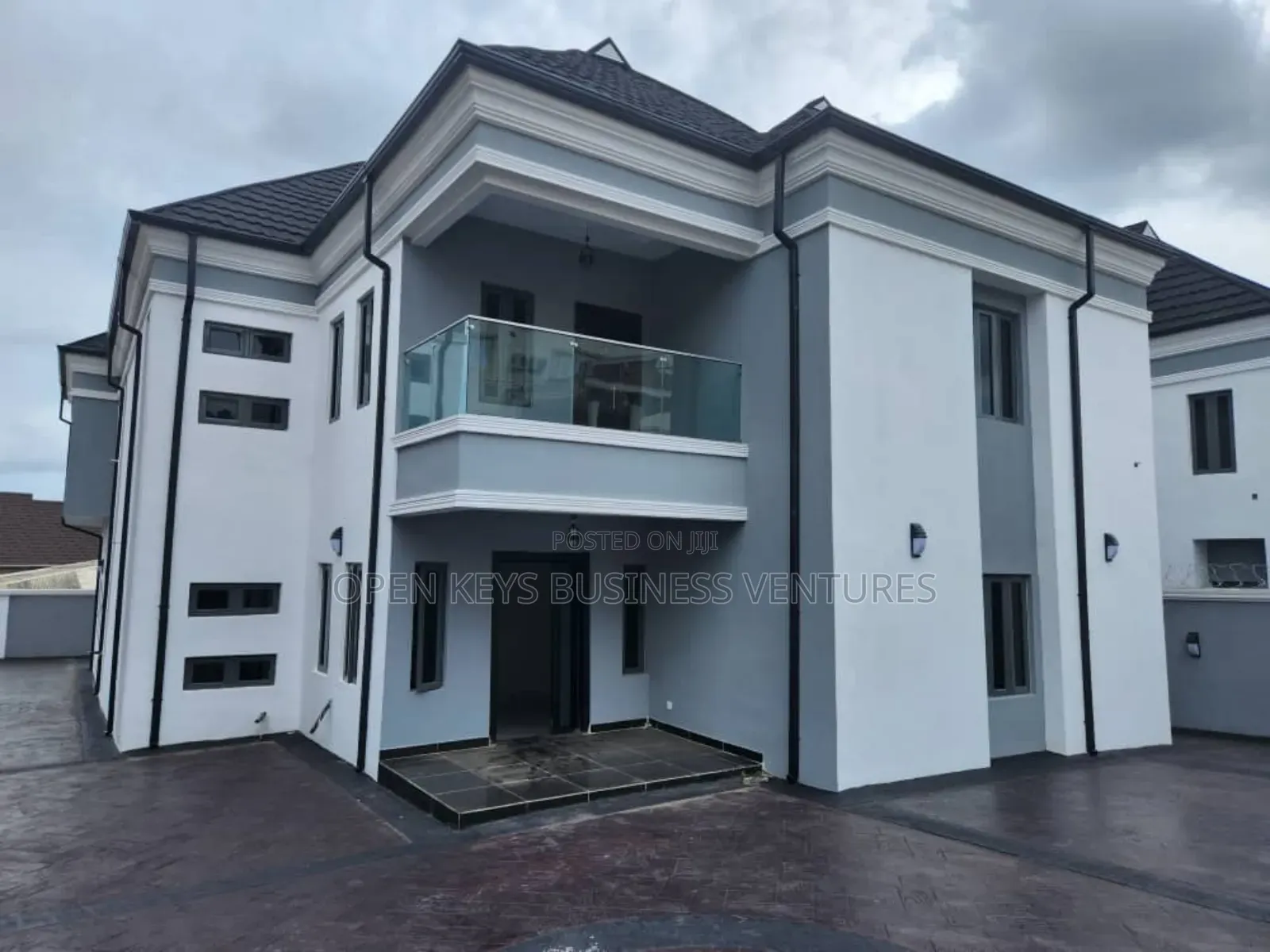 Furnished 5bdrm Duplex in Larry Estate Oluyole for sale in Oluyole Estate