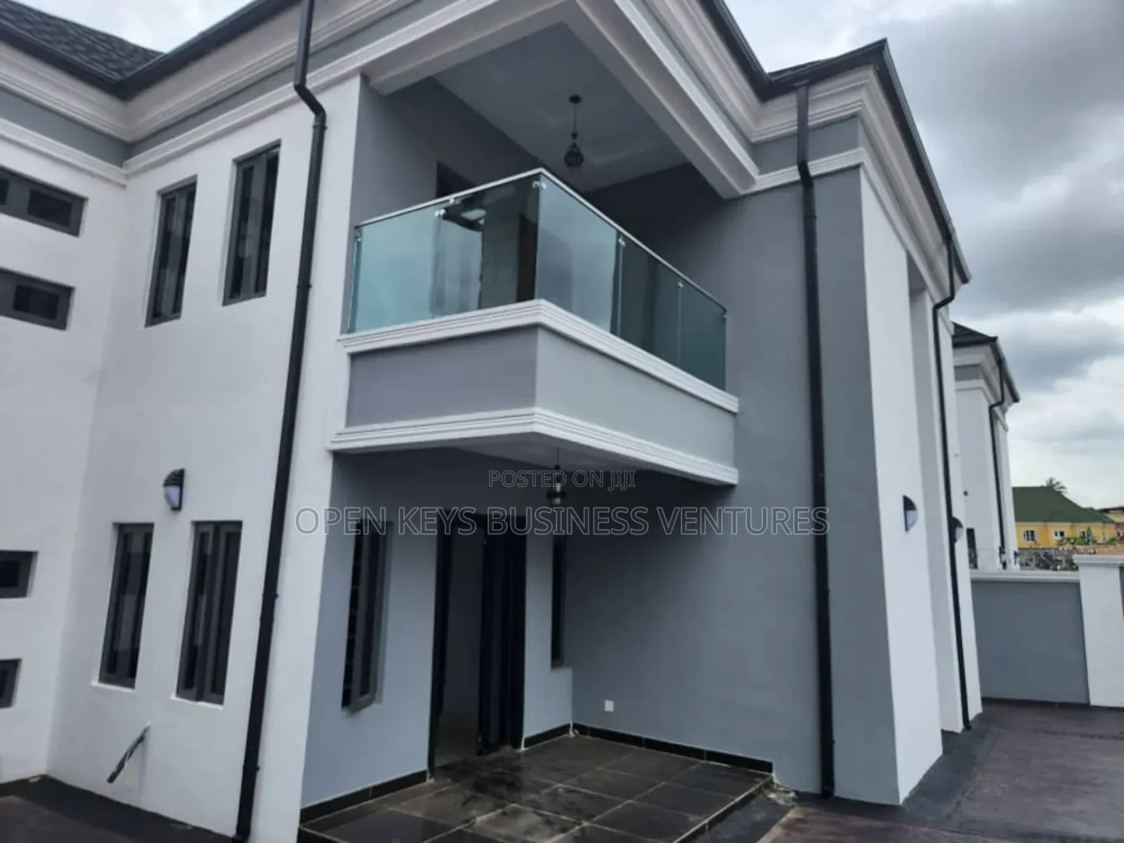 Furnished 5bdrm Duplex in Larry Estate Oluyole for sale in Oluyole Estate