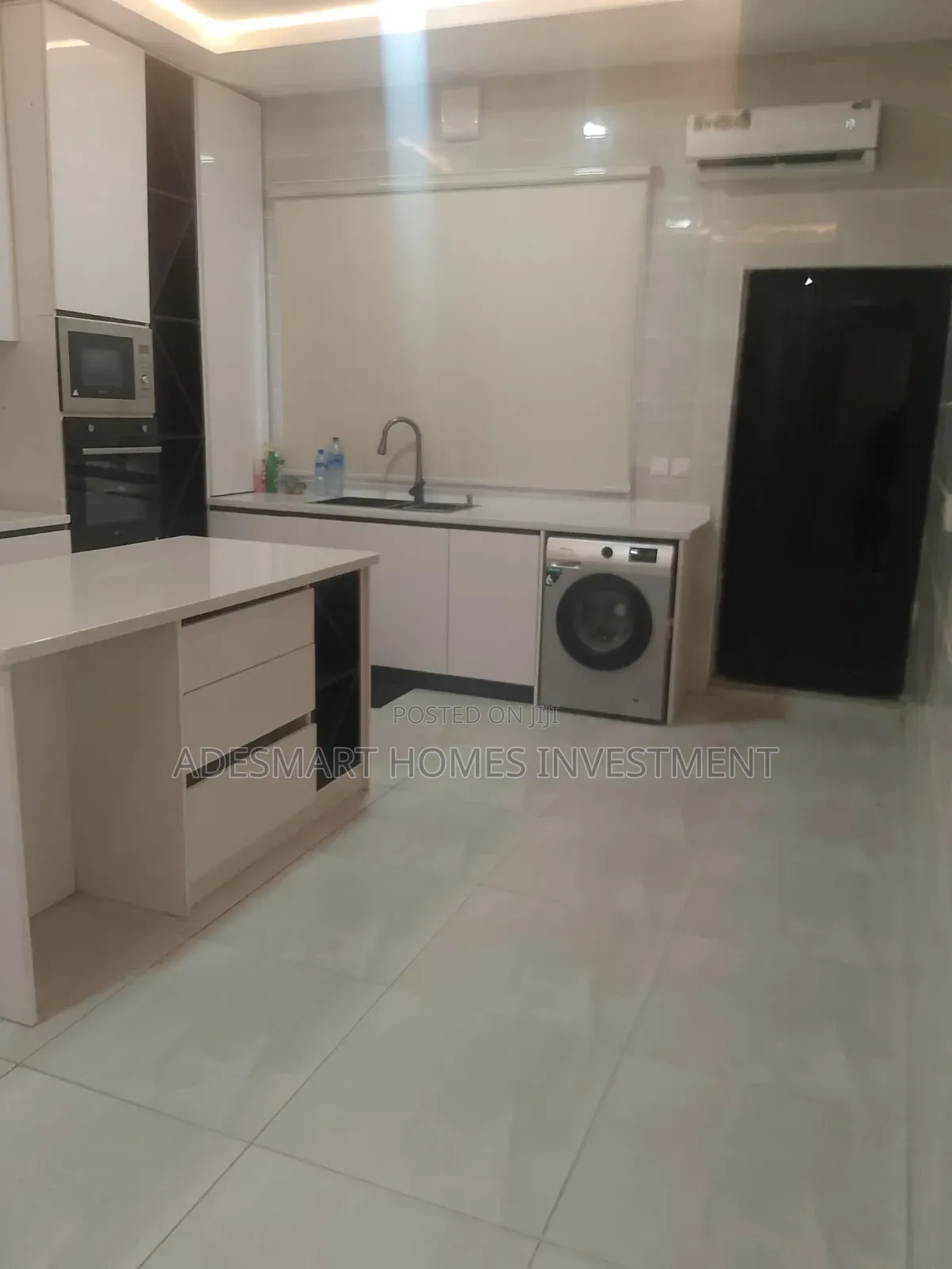 Furnished 4bdrm Penthouse in Victoria Island for rent in Victoria Island