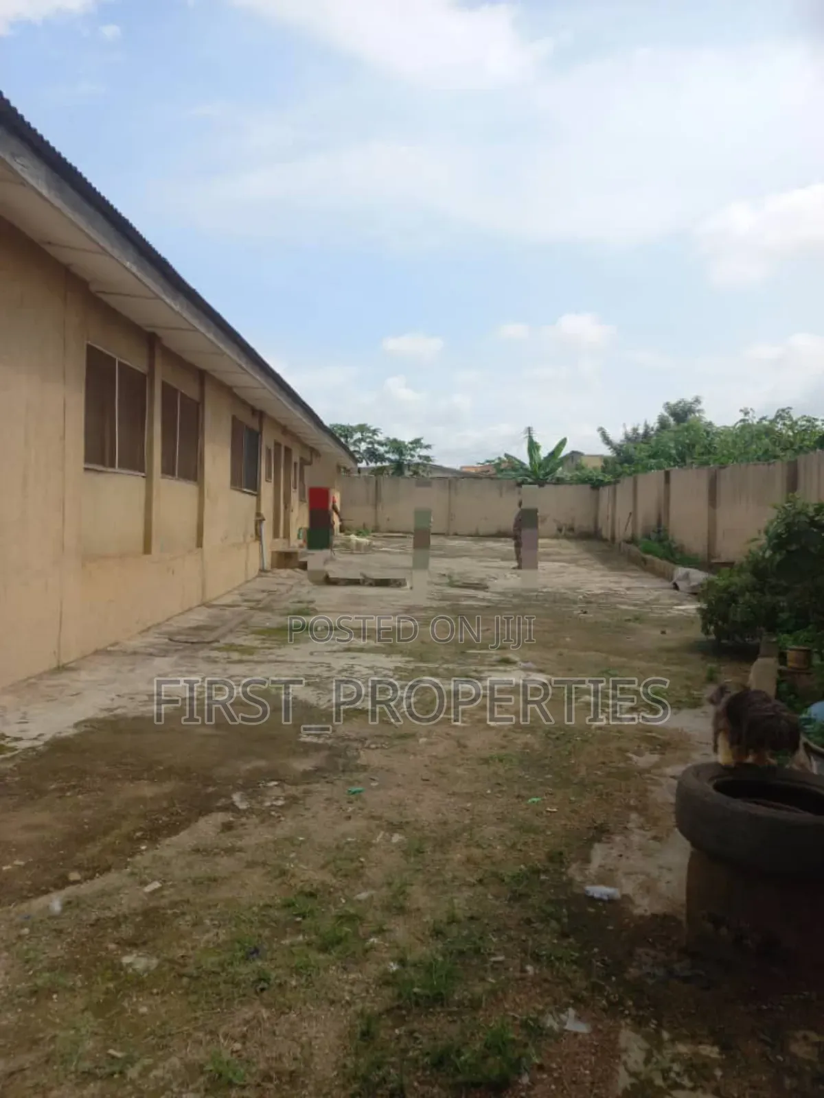 6bdrm Bungalow in Alarere Area, Iwo Road for sale in Iwo Road