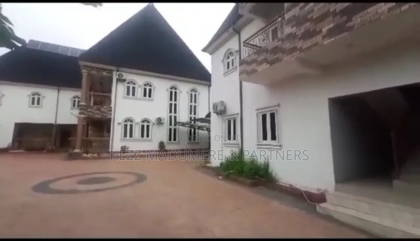 Furnished 5bdrm Duplex in Secured And Gated for sale in Port-Harcourt