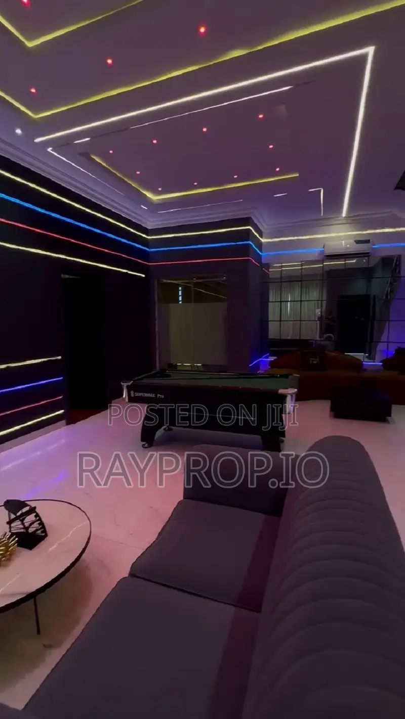 944624sq - 4 Bedroom Shortlet in Ikate Lekki in Ikate