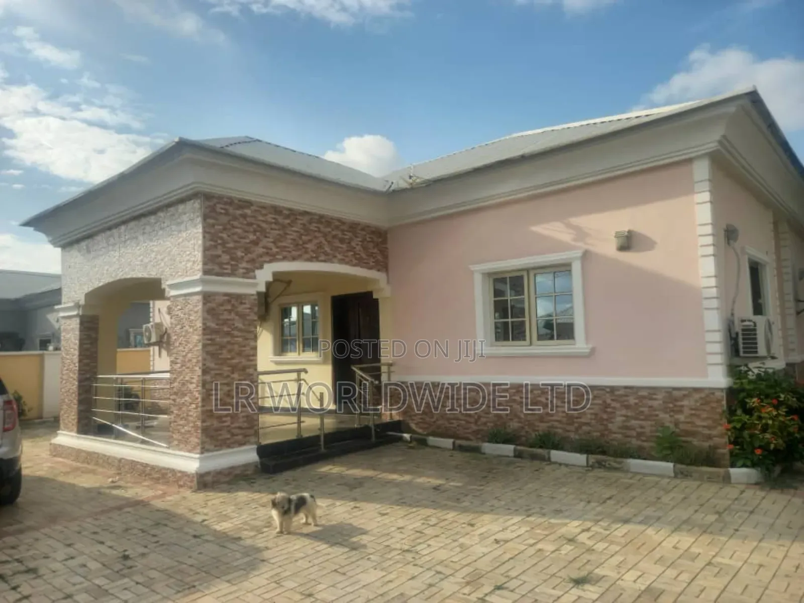 3bdrm Bungalow in Lugbe District for sale in Lugbe District