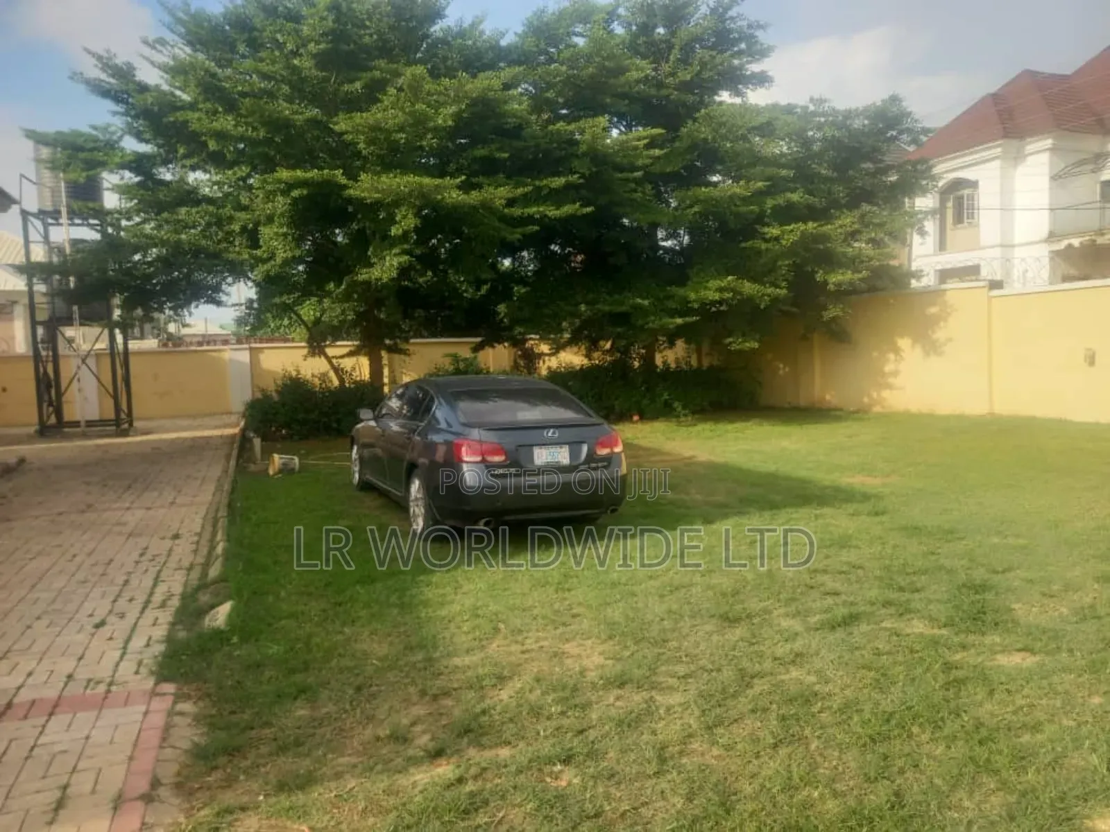 3bdrm Bungalow in Lugbe District for sale in Lugbe District