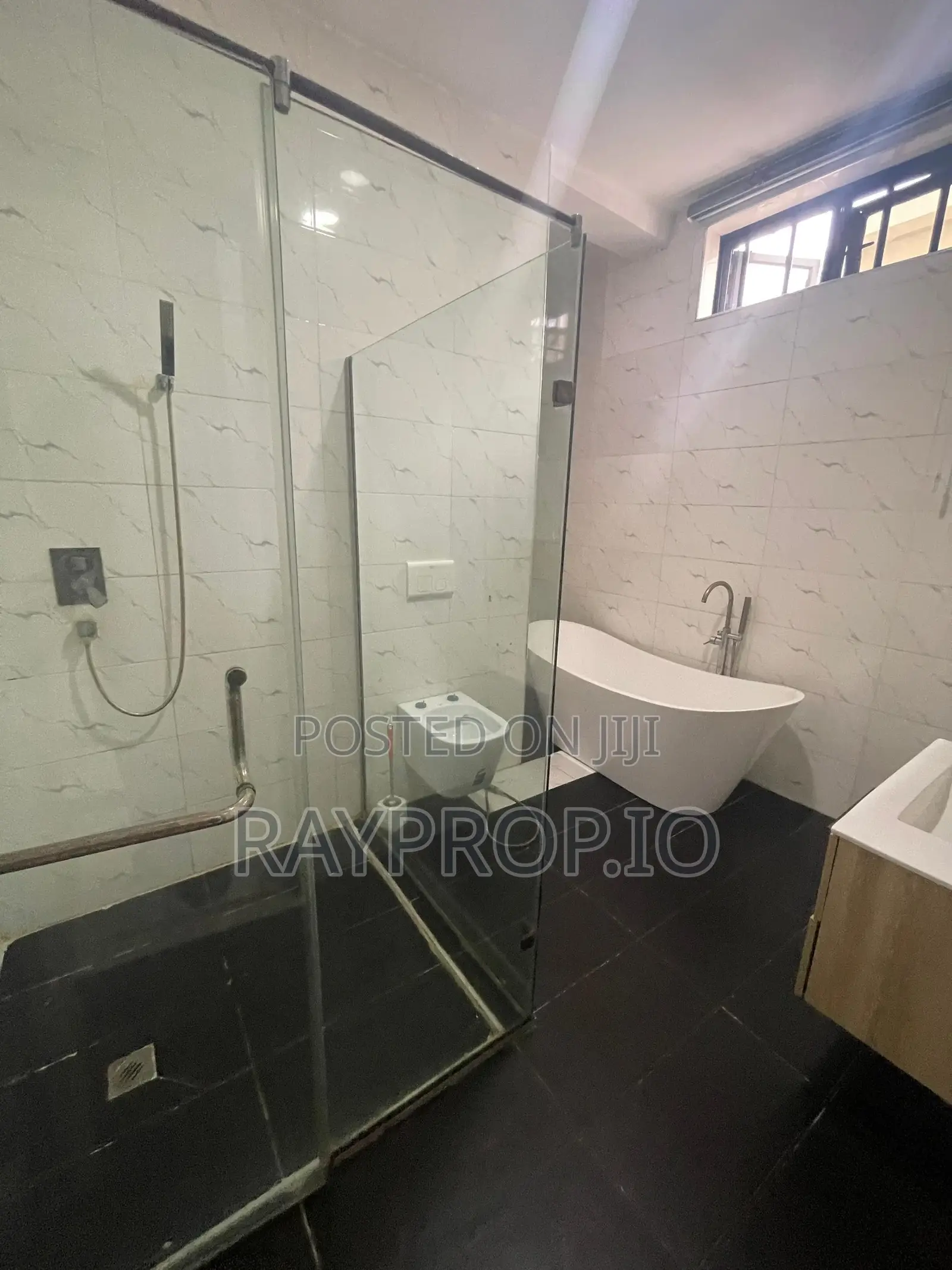 848929dy - Cozy 4 Bedroom Shortlet in Orchid Lekki in Chevron