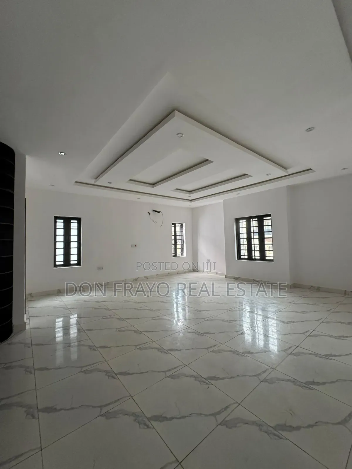 4bdrm Duplex in Oluyole Estate for sale in Oluyole Estate