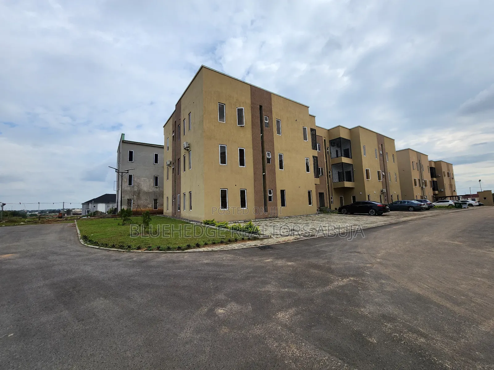 6bdrm Apartment in Galadimawa for sale in Galadimawa