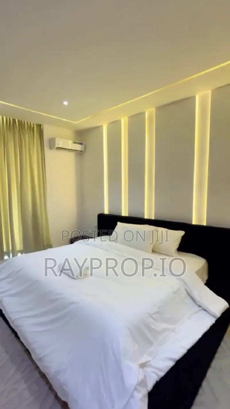 721924hm - 2 Bedroom Shortlet in Lekki in Lekki Phase 1