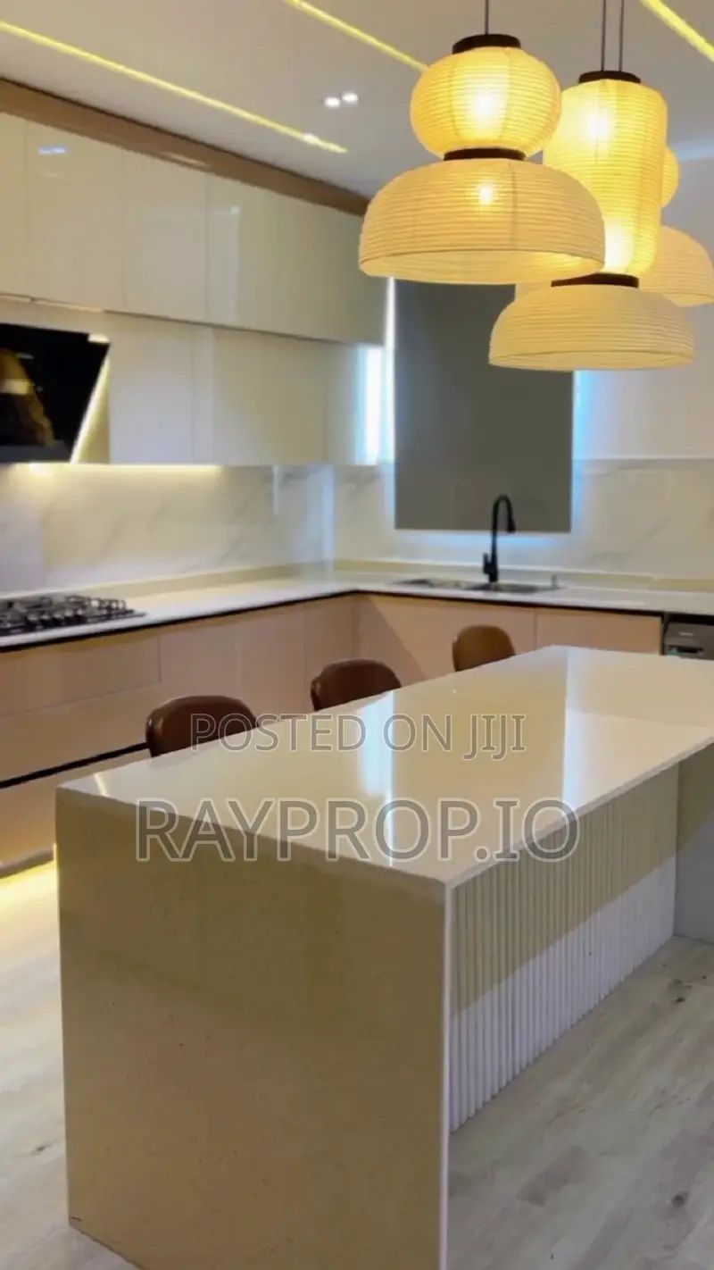 721924hm - 2 Bedroom Shortlet in Lekki in Lekki Phase 1