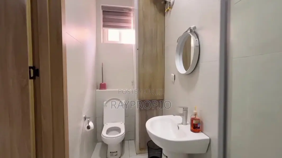 077897tr - 2 Bedroom Shortlet in Ikoyi in Awolowo Road