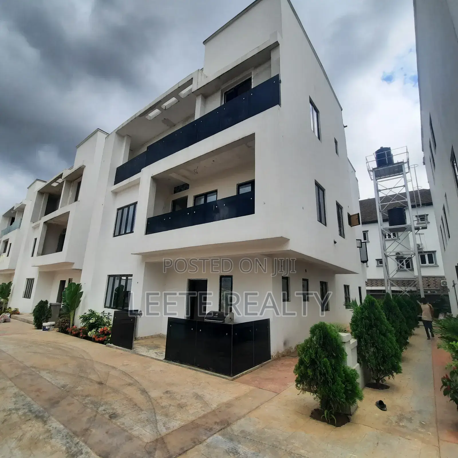 6bdrm Duplex in Asokoro for sale in Asokoro